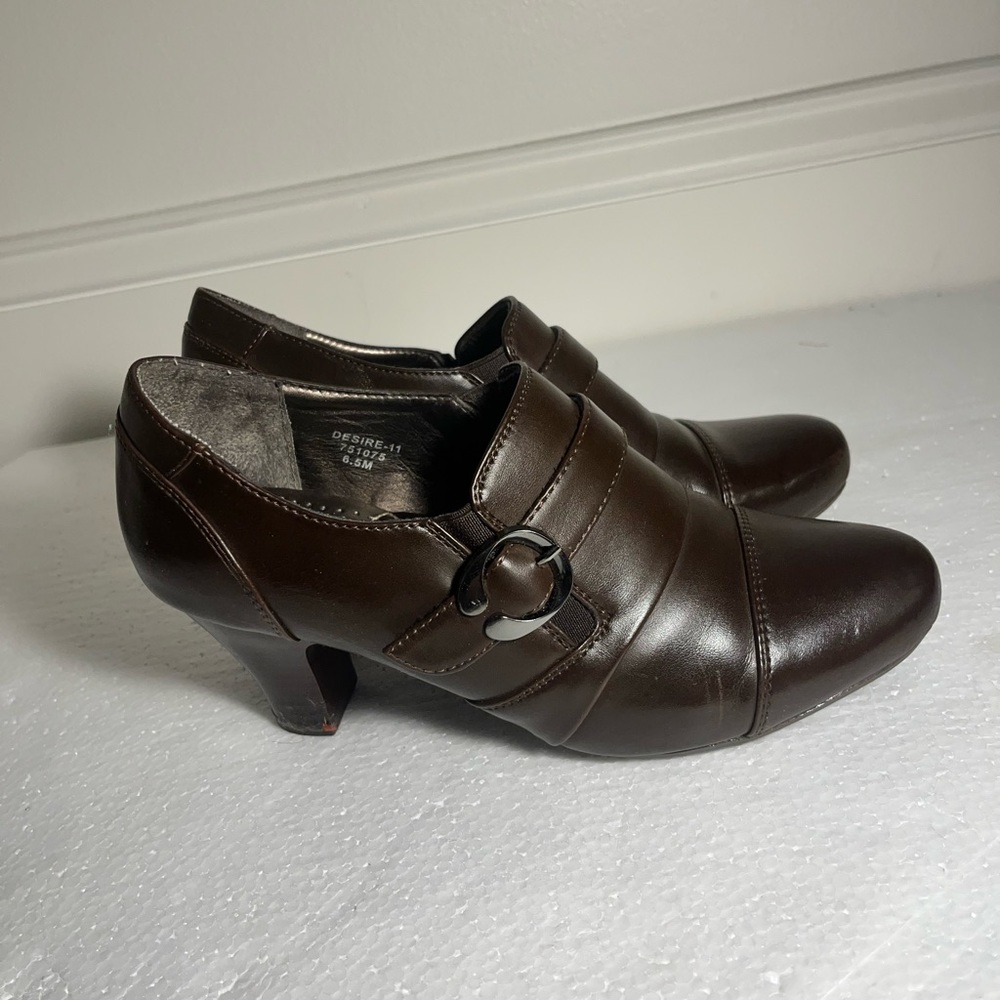 Pierre Dumas Flexible Desire-11 Brown Slip On Heeled Booties Boots Women’s 6.5M